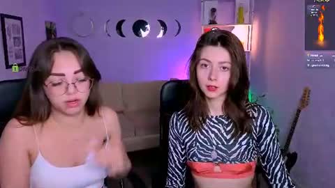 Snapshot of kitniss_dreamy chatting on 06/14/26, 02:24 kitniss online show from 06/14/26, 02:24
