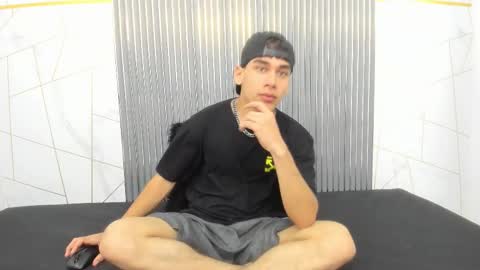 kitsune_44 online show from 03/27/26, 07:02