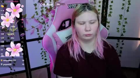 Snapshot of kitsune_little chatting on 05/09/26, 01:44 kitsune_little online show from 05/09/26, 01:44