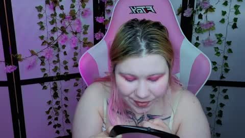 Snapshot of kitsune_little chatting on 05/14/26, 08:21 kitsune_little online show from 05/14/26, 08:21