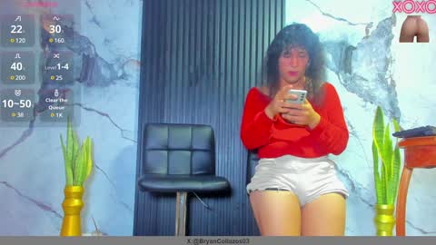 Snapshot of kitsune_zama chatting on 01/29/25, 02:53 Kitsune-sama online show from 01/29/25, 02:53