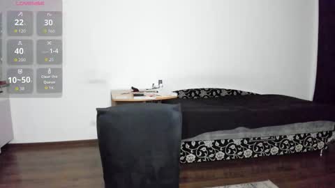 Kitsune online show from 09/23/25, 08:23