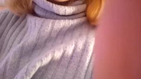 Snapshot of kitsuneniki chatting on 02/06/26, 06:33 kitsuneniki online show from 02/06/26, 06:33