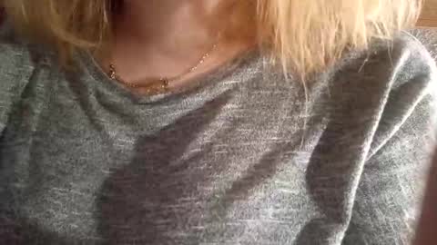 Snapshot of kitsuneniki chatting on 02/22/26, 05:55 kitsuneniki online show from 02/22/26, 05:55