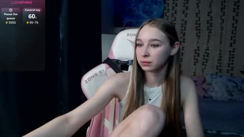 Snapshot of kitsuneyx chatting on 04/03/26, 01:25 kitsuneyX online show from 04/03/26, 01:25