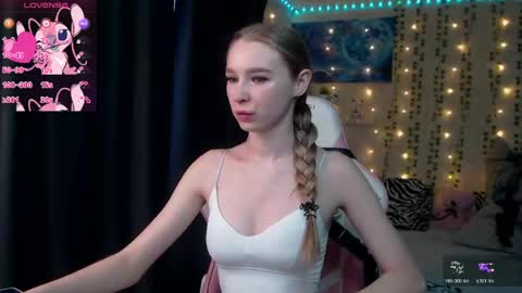 Snapshot of kitsuneyx chatting on 04/16/26, 12:44 kitsuneyX online show from 04/16/26, 12:44