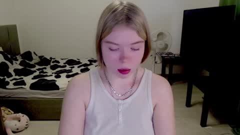 Jennyblonde and Emmabrunette online show from 12/07/24, 10:12