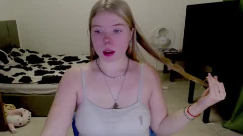 Jennyblonde and Emmabrunette online show from 12/09/24, 06:12
