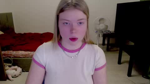 Jennyblonde and Emmabrunette online show from 01/15/25, 04:43