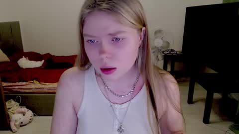 Jennyblonde and Emmabrunette online show from 01/28/25, 08:36