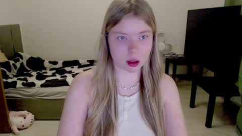Jennyblonde and Emmabrunette online show from 03/08/25, 01:50