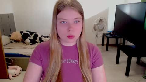Jennyblonde and Emmabrunette online show from 10/07/25, 12:57