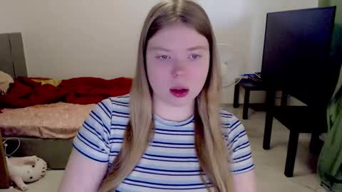 Jennyblonde and Emmabrunette online show from 01/16/26, 10:52