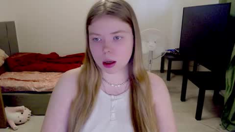 Jennyblonde and Emmabrunette online show from 01/18/26, 11:36