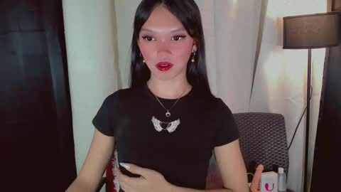 Snapshot of kitteylovesyou chatting on 10/08/25, 08:39 KITTY online show from 10/08/25, 08:39