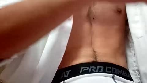 Snapshot of kitti1212 chatting on 12/21/24, 05:29 kitti1212 online show from 12/21/24, 05:29