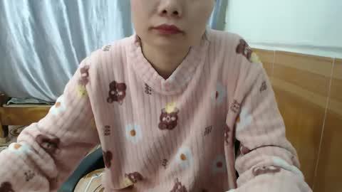 kitti_baby2x online show from 11/23/25, 02:00