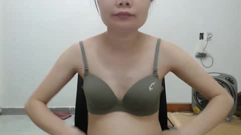 kitti_baby2x online show from 03/10/26, 01:32