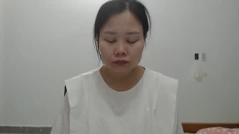 kitti_baby2x online show from 04/18/26, 04:05