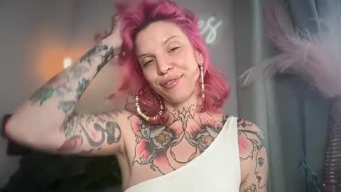 kittjones33 online show from 07/12/26, 12:12