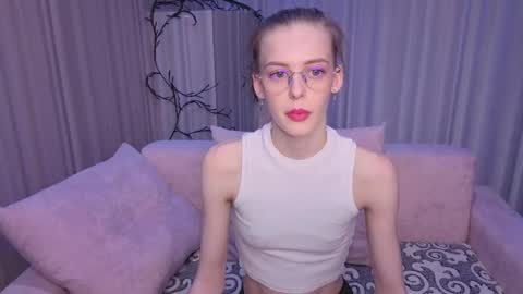 Kitty online show from 06/09/26, 12:44