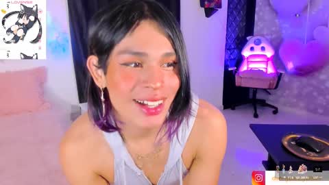 Snapshot of kitty__sexy_ chatting on 02/13/25, 05:26 dann online show from 02/13/25, 05:26