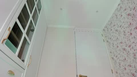 sophie online show from 05/05/26, 04:04