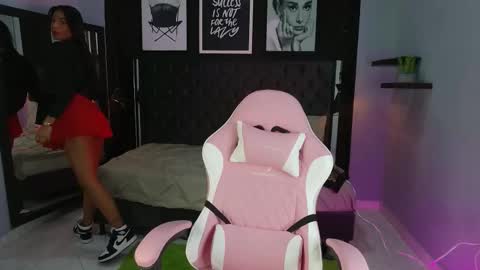 Kitty online show from 10/28/25, 11:25