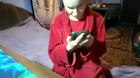 Kitti online show from 02/12/26, 07:53