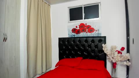 Snapshot of kitty_f00x chatting on 07/16/26, 01:06 kitty_f00x online show from 07/16/26, 01:06