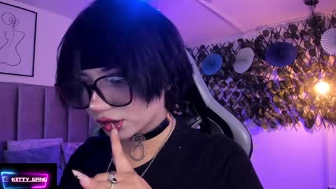 Camila online show from 04/07/26, 01:50