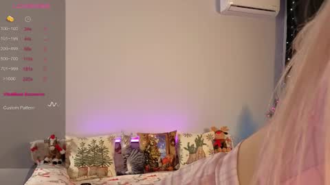 Katy  online show from 12/17/25, 01:28