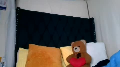 Snapshot of kitty_kerry chatting on 07/21/26, 12:46 kitty_kerry online show from 07/21/26, 12:46
