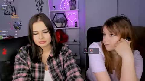 kitty online show from 11/28/25, 08:22