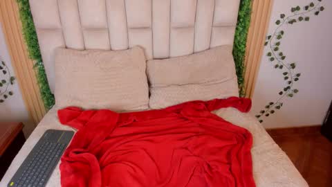 KITTY online show from 03/26/26, 01:49