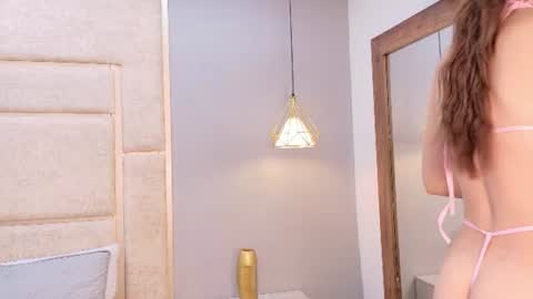kitty_model online show from 06/25/26, 11:59