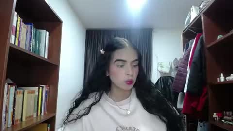 kitty_naugthy__ online show from 07/14/26, 04:06