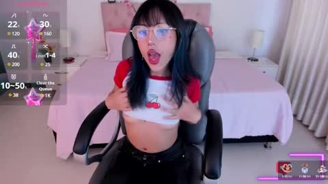 Kitty online show from 03/10/25, 08:01