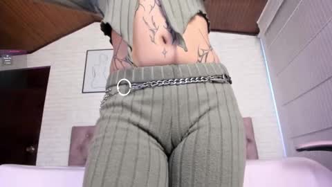 Kitty online show from 10/03/25, 07:44