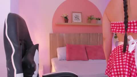 K I T T Y online show from 09/18/25, 01:02