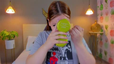 K I T T Y online show from 04/09/26, 12:32