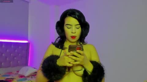 kitty_violet11 online show from 04/14/26, 10:38