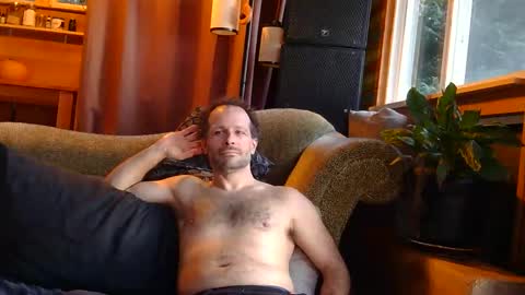 Kitty and Matteo online show from 01/18/26, 12:25