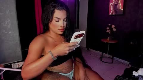 Sari bell online show from 03/27/26, 08:59