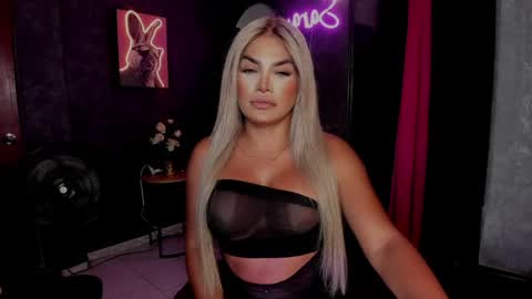 Sari bell online show from 04/16/26, 10:27