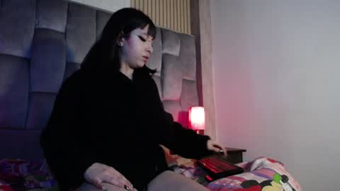 kittyhouse_hs online show from 02/05/25, 02:08