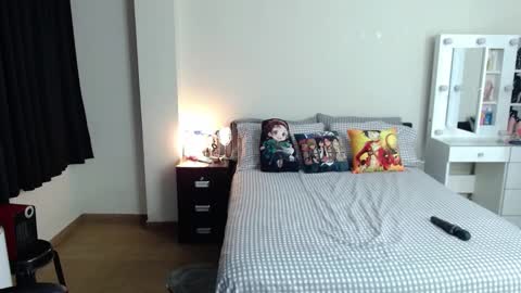 Isabel online show from 12/14/24, 08:02