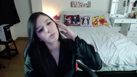 Isabel online show from 04/19/26, 08:22