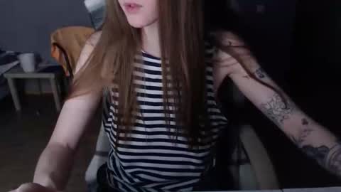 KittyloveMoon online show from 04/26/26, 09:12