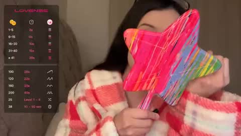 Snapshot of kittymia8 chatting on 01/06/25, 08:46 mia online show from 01/06/25, 08:46